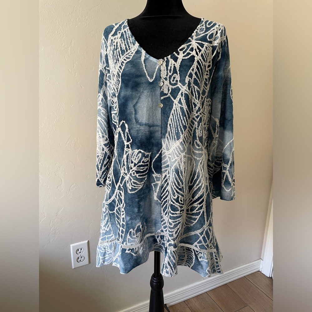 Paris Hues Art to Wear Tunic Top